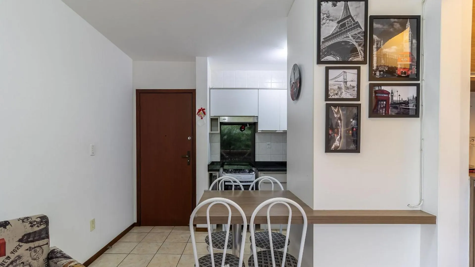 Apto 1 Quarto Com Churrasqueira Floripa-Sc Abl0138 Florianopolis 0*,  Brazil