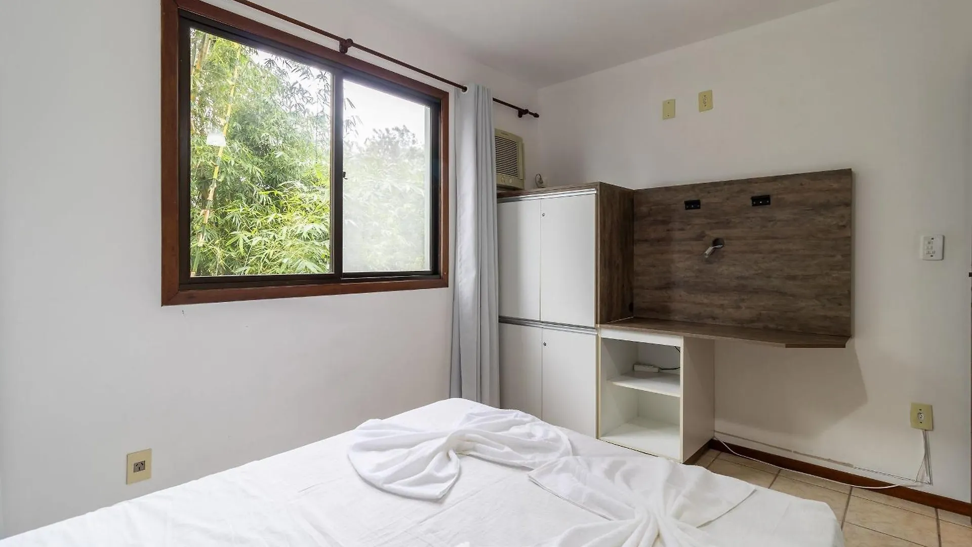 Apto 1 Quarto Com Churrasqueira Floripa-Sc Abl0138 Florianopolis 0*,  Brazil